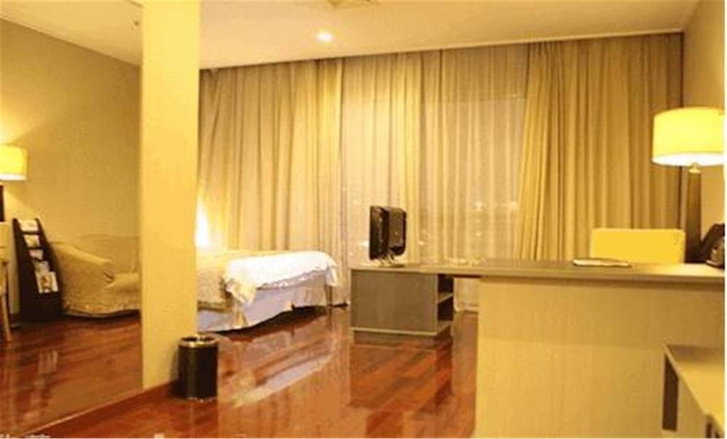 The Land Hotel Shanghaj Zewnętrze zdjęcie