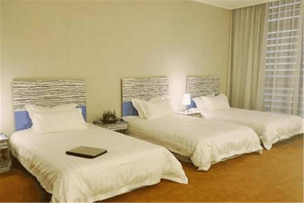 The Land Hotel Shanghaj Zewnętrze zdjęcie
